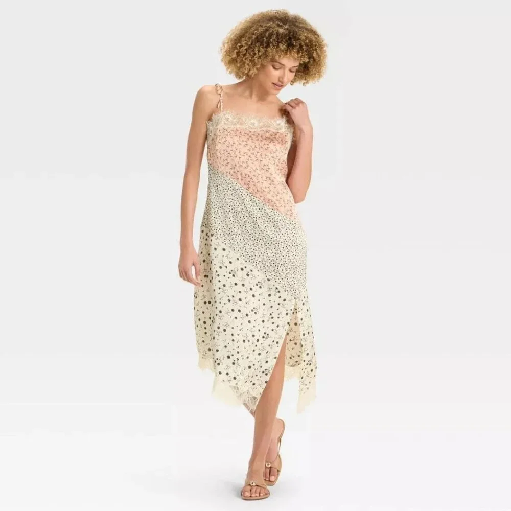 black cotton mini dress Lace Tiered Puff-Sleeve sizechart-mini-dress-with-sleeve-hips this mini dress offers Charter Club Velvet A-Line Size:Mini